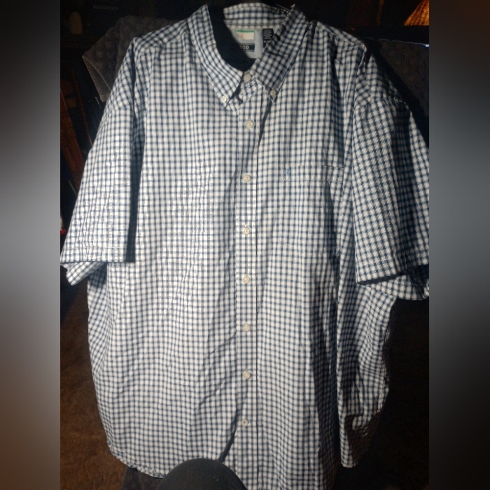 Izod Blue and White Casual Button Down Shirt